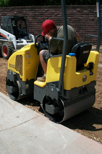 contact4 steam roller laying turf